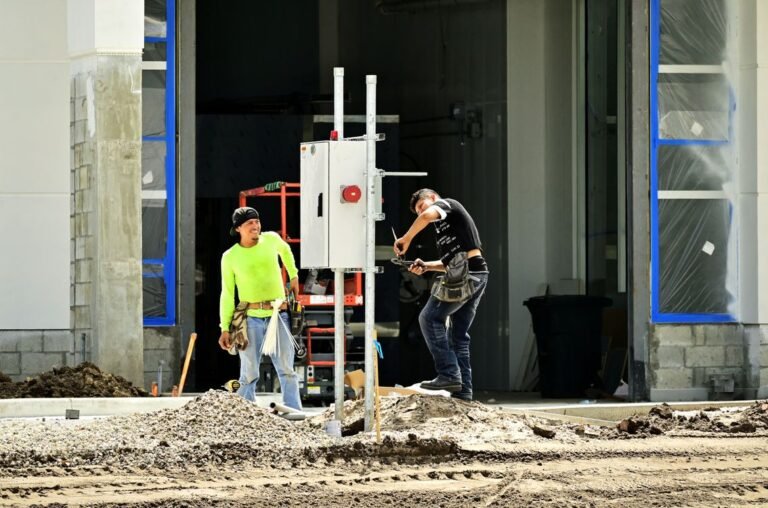 Hiring a Commercial Electrical Contractor: Questions to Ask