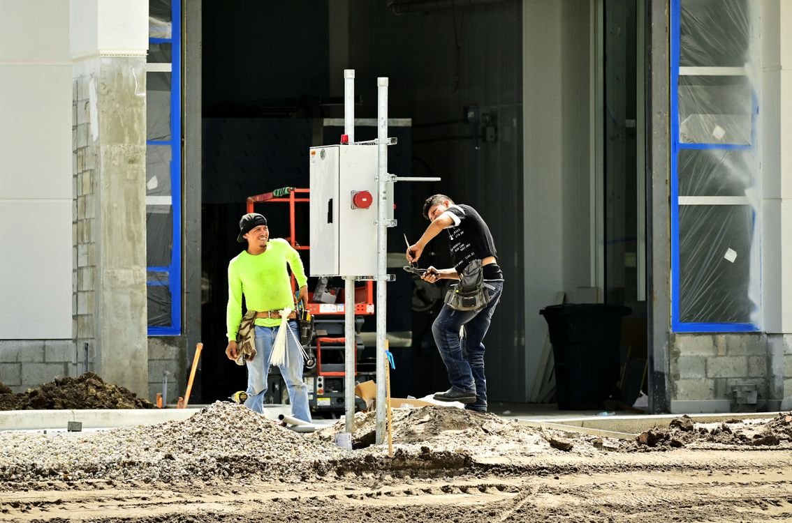 Hiring a Commercial Electrical Contractor: Questions to Ask